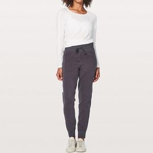 Lululemon “Get Going” Jogger!!